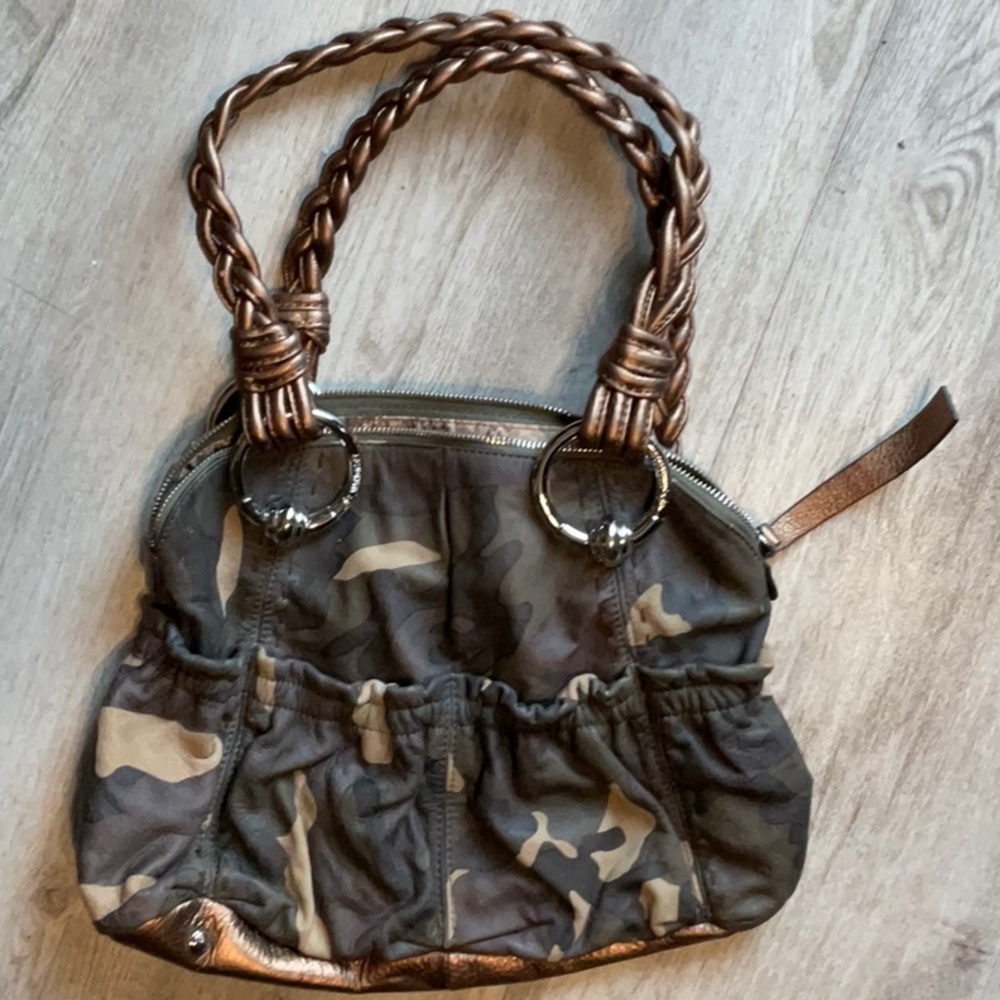 B Makowsky camo shoulder bag